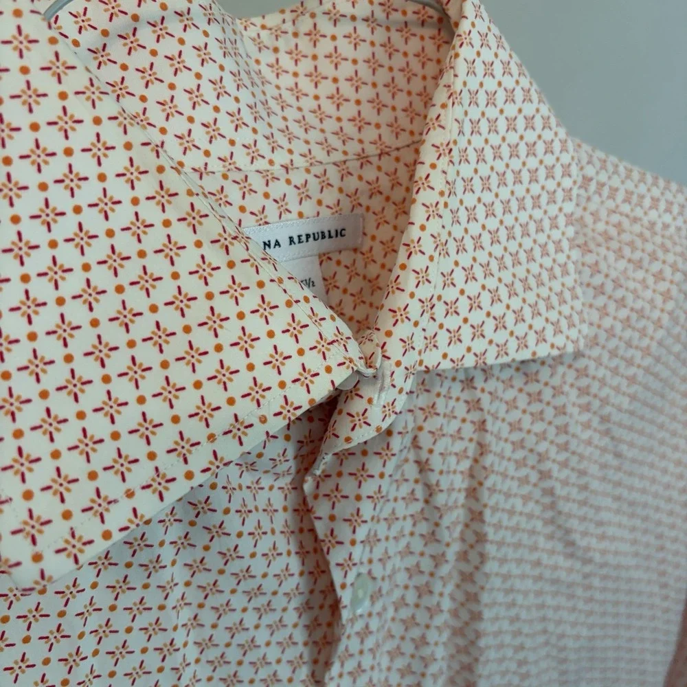 Lot Of 2 Banana Republic Men's Dress Button Down Printed Shirts 16-16 1/2 READ D